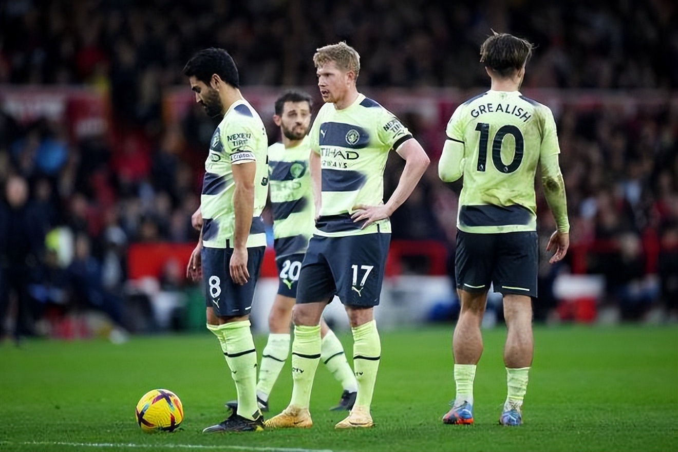 2953票，邦马蒂成为FIFPro2025年最佳阵容中得票最多外场球员（邦马蒂以2953票领跑FIFPro 2025最佳阵容外场球员投票）