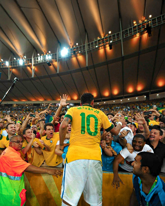 鲁尼：凯恩是英格兰历史最佳，他让我联想起C罗在曼联（鲁尼称凯恩英格兰史上最佳：让我想起曼联时期的C罗）