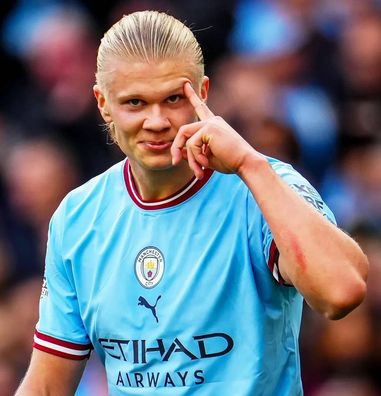 萨拉赫欧冠遭除名！利物浦内讧升级，功勋巨星与俱乐部彻底决裂（欧冠名单无萨拉赫！利物浦内乱加剧，功勋巨星与俱乐部关系决裂）