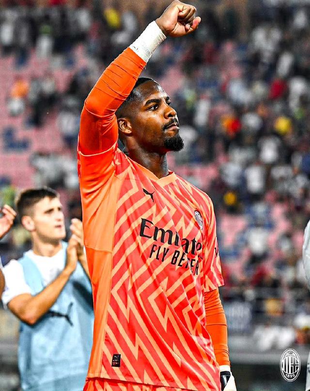 切尔西队史引进U20球员转会费排行榜：拉维亚6210万欧第一（切尔西队史U20引援转会费榜：拉维亚以6210万欧登顶）